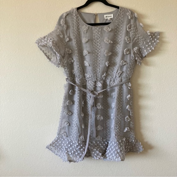 & Mercy Grey Floral Applique Flounce Dress | Size M | New No Tags - Picture 3 of 7